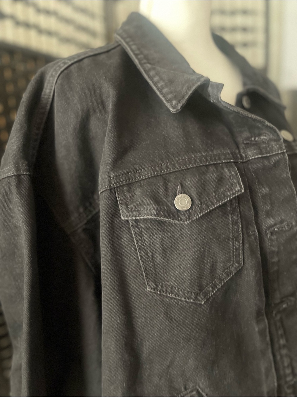 Old Navy Black Washed Denim Jacket - Picture 2 of 4